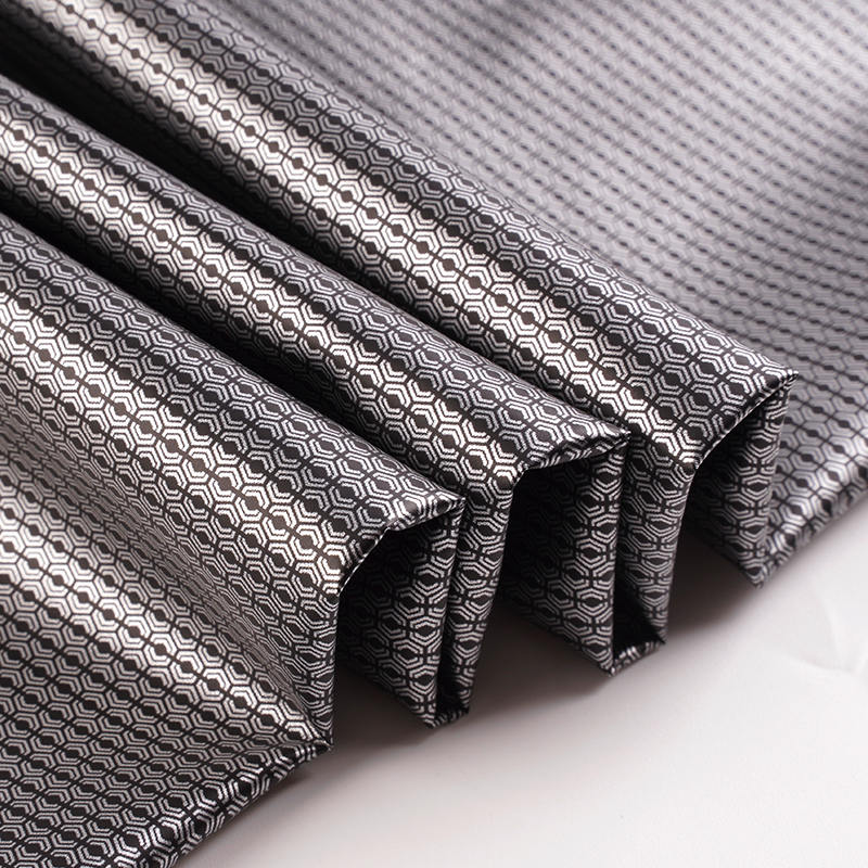 300T Polyester Pongee Graphene Silver P100% 147cm 65gsm